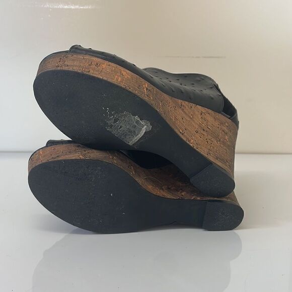 Cri De Coeur Cork Wedges with Dotted Leather Upper - Picture 7 of 8